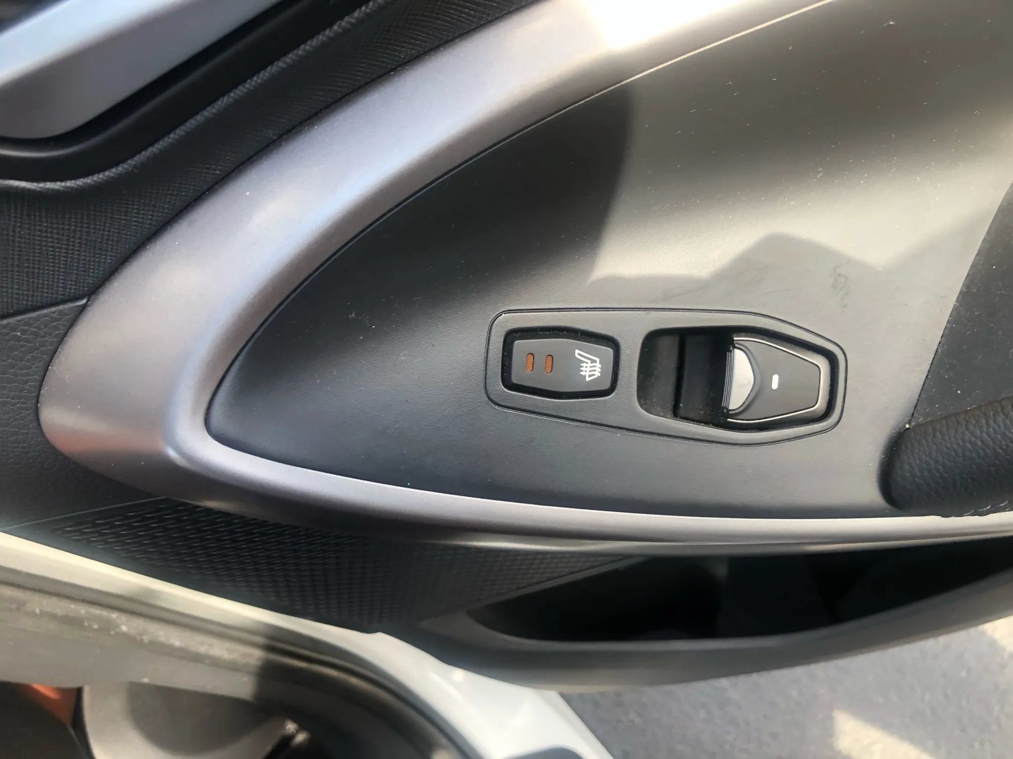 Used 2015 Hyundai Santa Fe Sport 2.0T w/ Option Group 05 FWD image 34