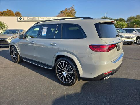 Used 2024 Mercedes-Benz GLS 580 4MATIC image 5