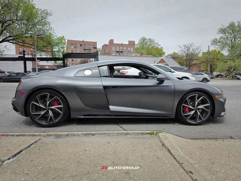 Used 2023 Audi R8 V10 performance RWD image 4