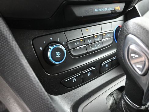 Used 2022 Ford Transit Connect XL image 25