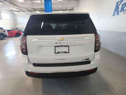 Used 2024 Chevrolet Suburban LT AWD/4WD image 3