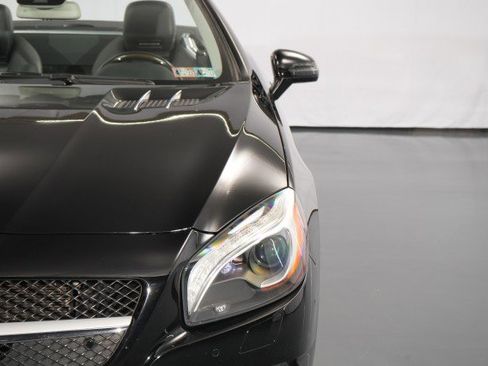 Used 2014 Mercedes-Benz SL 550 image 11