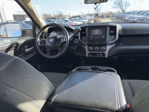 Used 2019 RAM 3500 Tradesman image 10