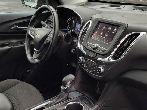 Certified 2024 Chevrolet Equinox LT w/ LPO, Floor Liner Package image 11