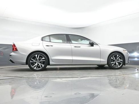 Used 2025 Volvo S60 B5 Plus AWD/4WD image 43