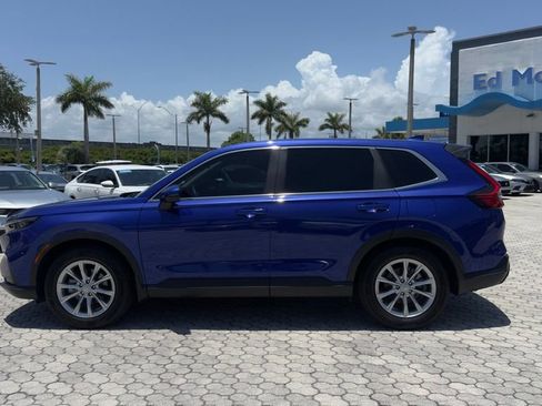 Used 2023 Honda CR-V LX image 3