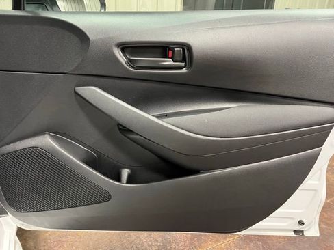 Used 2024 Toyota Corolla LE image 23