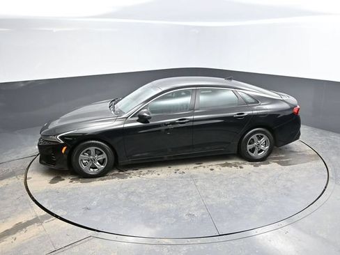 Used 2023 Kia K5 LXS FWD image 32