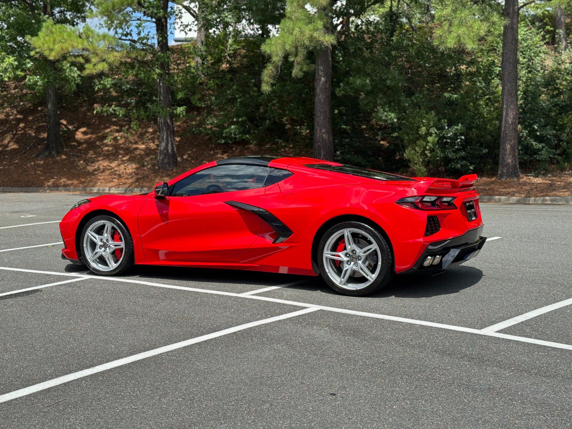 Used 2023 Chevrolet Corvette Stingray Premium Cpe w/ Z51 Performance Package RWD image 7