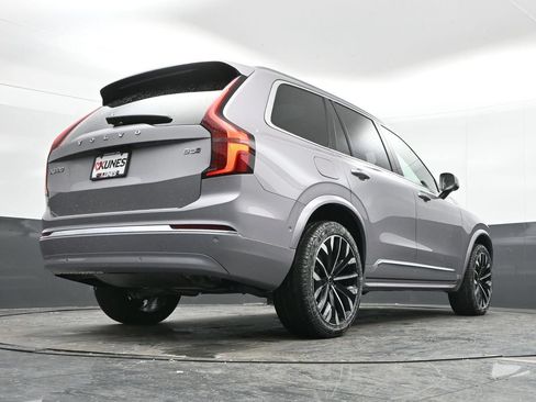 New 2026 Volvo XC90 B5 Plus w/ Protection Package AWD/4WD image 36