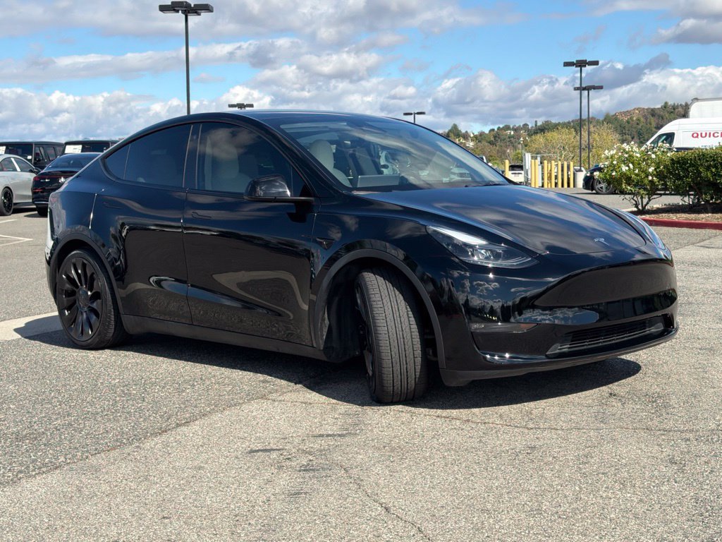 Used 2023 Tesla Model Y Performance AWD/4WD image 5