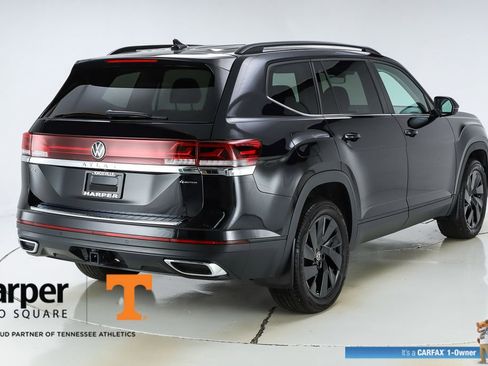 Used 2024 Volkswagen Atlas SE AWD/4WD image 9