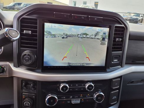 Used 2022 Ford F150 XLT w/ Equipment Group 302A High image 16