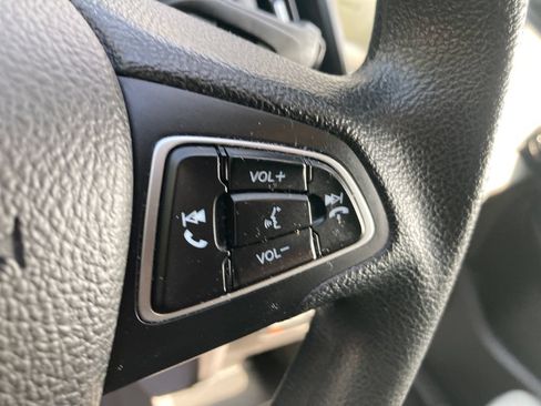 Used 2018 Ford Escape SE w/ SE Sync 3 Package AWD/4WD image 37