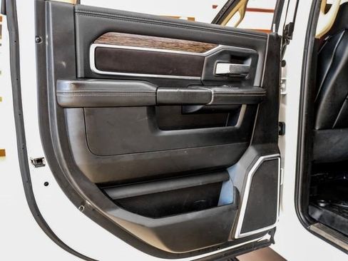 Used 2020 RAM 3500 Laramie image 41