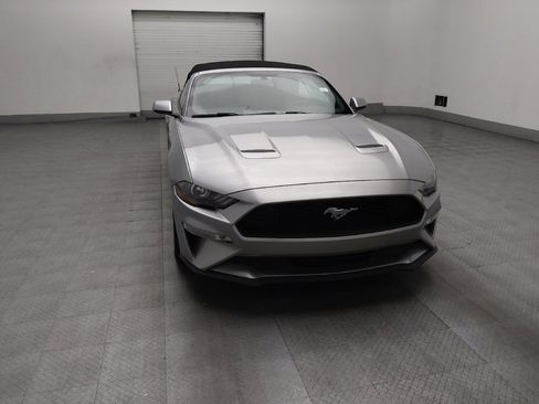 Used 2020 Ford Mustang Premium RWD image 14