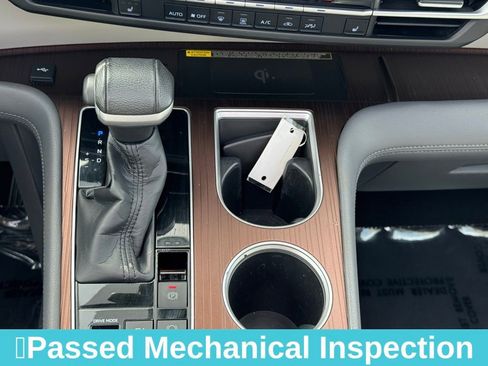 Used 2021 Toyota Sienna XLE w/ XLE Plus Package image 30