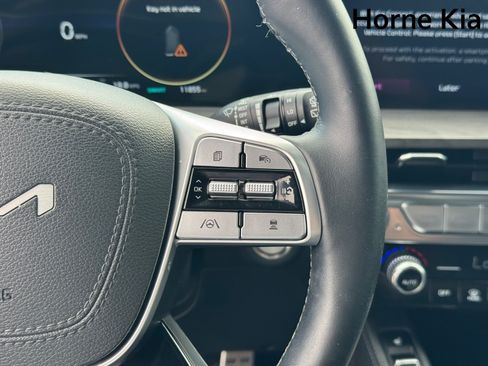 Certified 2025 Kia Telluride SX X-Line AWD/4WD image 19