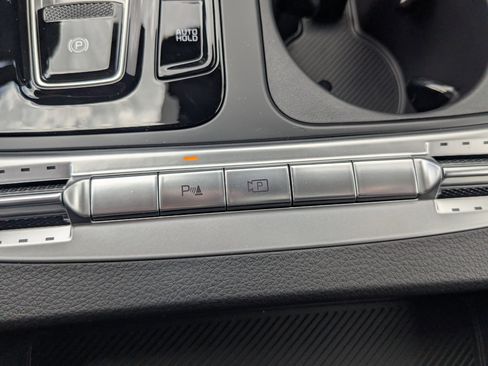 New 2026 Kia Carnival SX FWD image 33