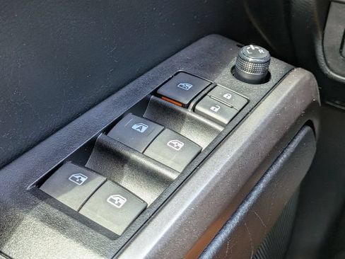 Used 2021 Toyota Tacoma SR5 RWD image 22