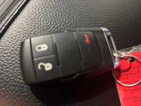 Used 2024 RAM 3500 Big Horn image 41