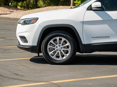 Used 2020 Jeep Cherokee Latitude image 8