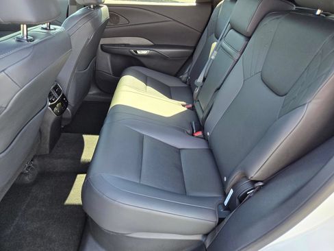 Used 2024 Lexus RX 350 Premium w/ Convenience Package FWD image 11