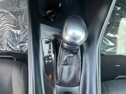 Used 2018 Toyota C-HR XLE FWD image 16