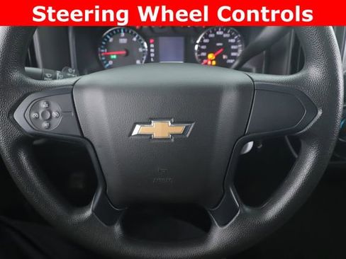 Used 2018 Chevrolet Silverado 1500 Custom w/ Custom Convenience Package AWD/4WD image 20