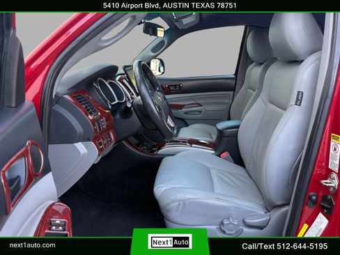 Used 2014 Toyota Tacoma PreRunner w/ TRD Sport Package image 18