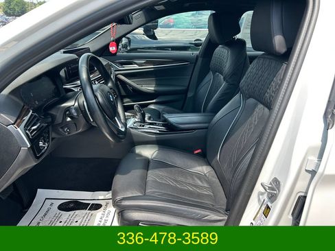 Used 2023 BMW 540i RWD image 9