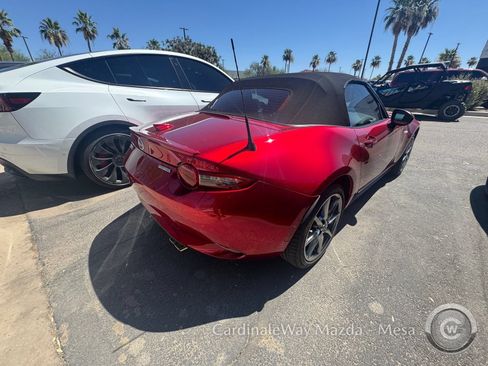 Used 2022 MAZDA MX-5 Miata Grand Touring RWD image 4