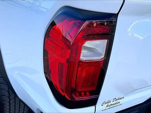 Used 2023 GMC Canyon Elevation image 28