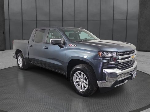 Used 2020 Chevrolet Silverado 1500 LT w/ All-Star Edition AWD/4WD image 3