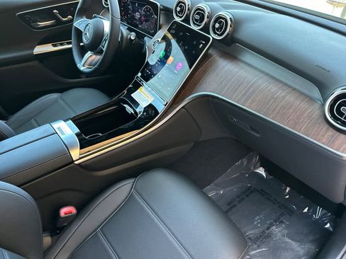 Certified 2025 Mercedes-Benz GLC 300 4MATIC image 15