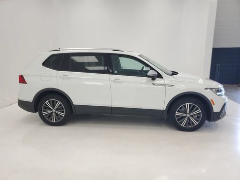 Used 2024 Volkswagen Tiguan Wolfsburg Edition FWD image 4