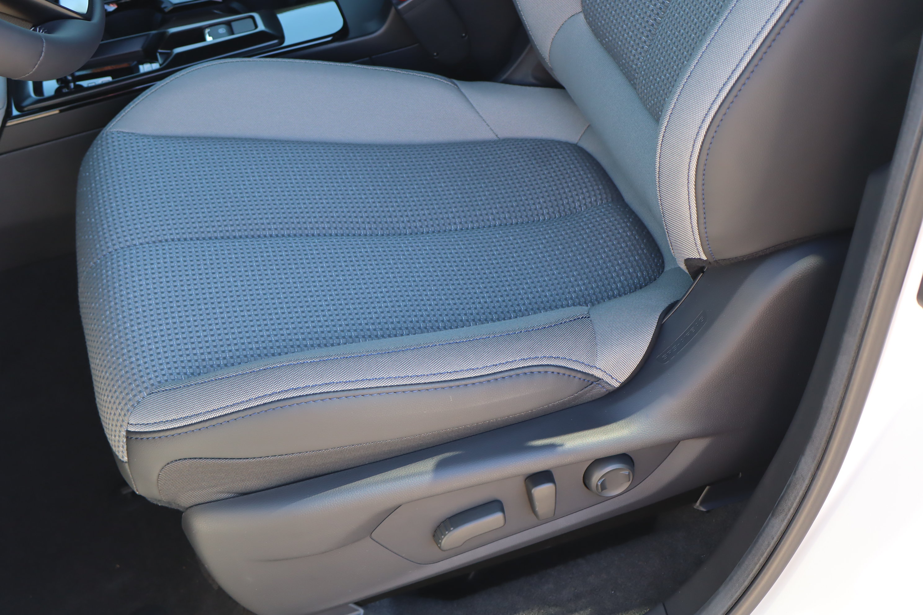 New 2026 Subaru Forester Premium AWD/4WD image 10