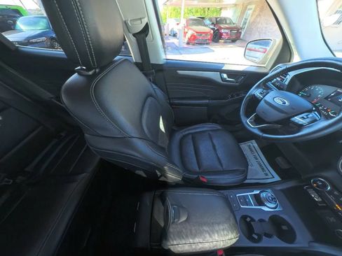Used 2021 Ford Escape SEL AWD/4WD image 28