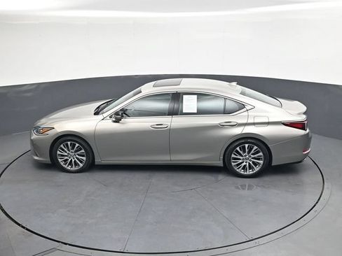 Used 2019 Lexus ES 350 w/ Premium Package FWD image 29