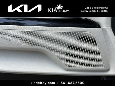 Certified 2024 Kia Carnival EX FWD image 16