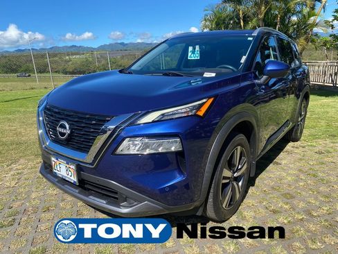 Used 2023 Nissan Rogue SL w/ SL Premium Package FWD image 3