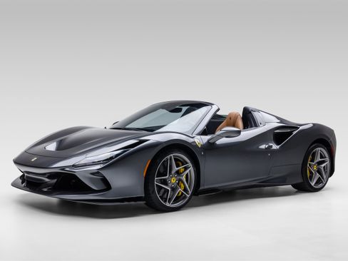 Certified 2022 Ferrari F8 Tributo RWD image 2