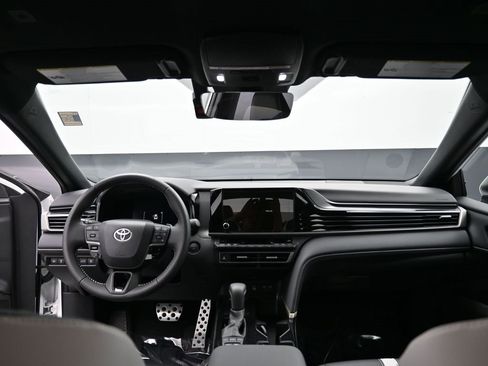 Certified 2025 Toyota Camry SE image 26