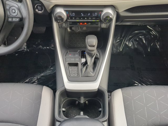 Certified 2024 Toyota RAV4 XLE w/ Convenience Package FWD image 21