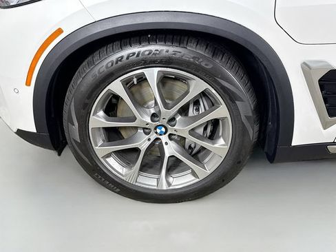 New 2026 BMW X5 xDrive50e AWD/4WD image 33