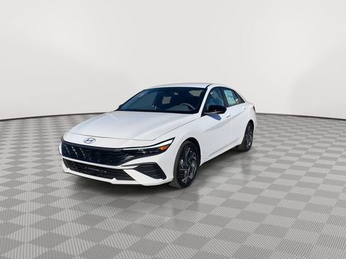New 2025 Hyundai Elantra SEL image 29