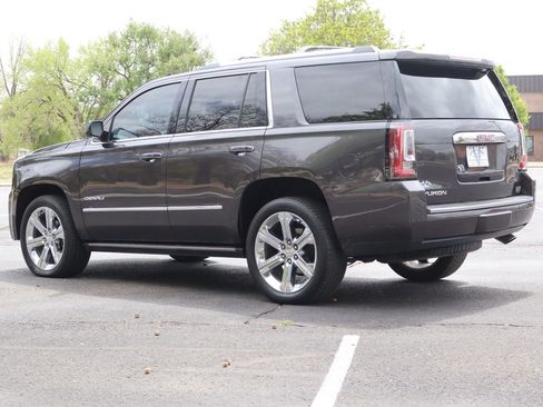 Used 2017 GMC Yukon Denali w/ Open Road Package AWD/4WD image 7