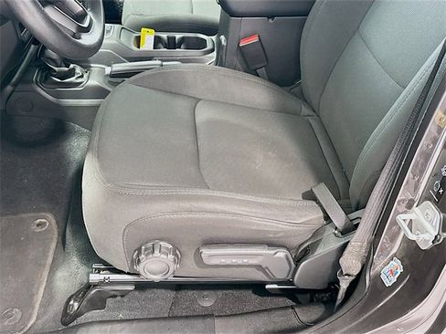 Used 2022 Jeep Wrangler Unlimited Sport image 16