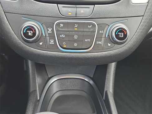 Used 2024 Chevrolet Malibu LT image 22