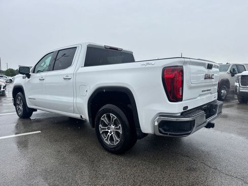 Used 2025 GMC Sierra 1500 SLT AWD/4WD image 4